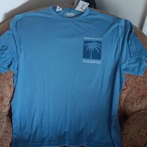 American Eagle Tshirt